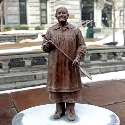Geraldine “Gawo:sid-Tah” Green, 1929–2009: Statue outside of Old Erie County Hall, Buffalo, NY.